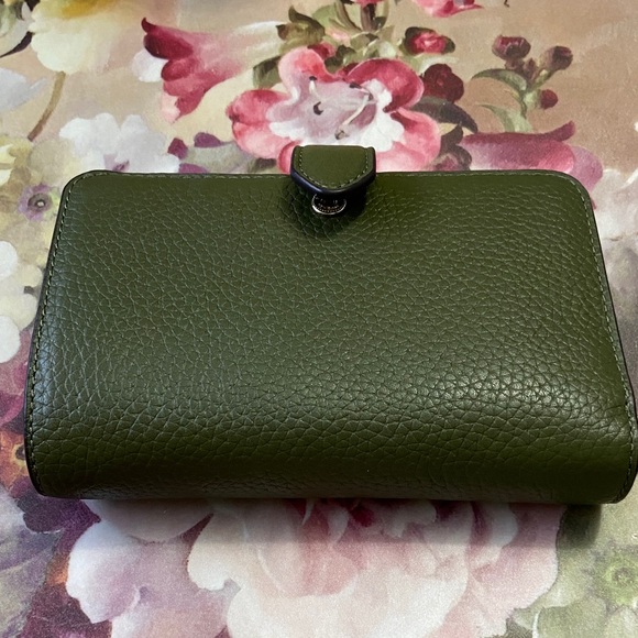 Kate Spade Olive Green Leather Wallet - Picture 2 of 5